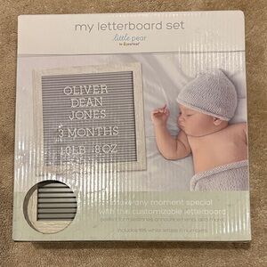 Pearhead Gray Letterboard Set with White Letters